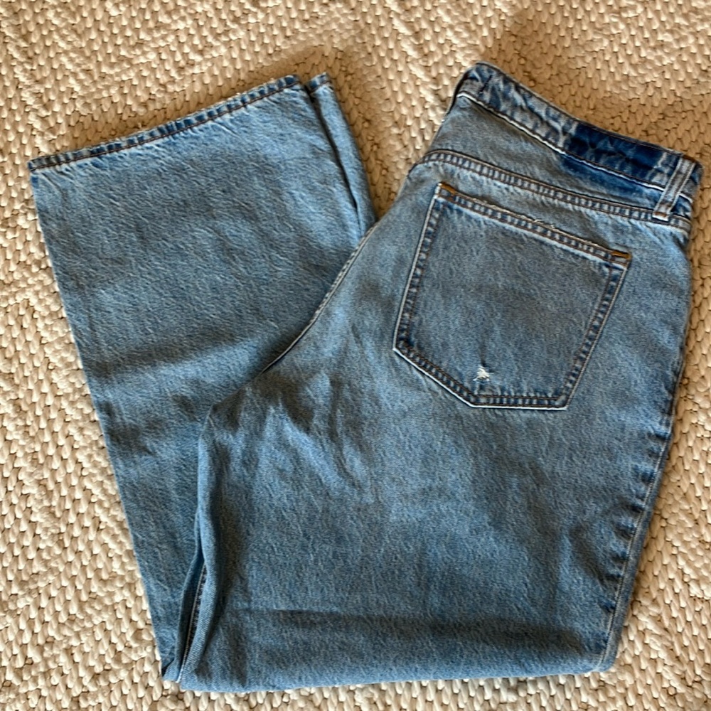 Abercrombie The High Rise Loose Curve Love